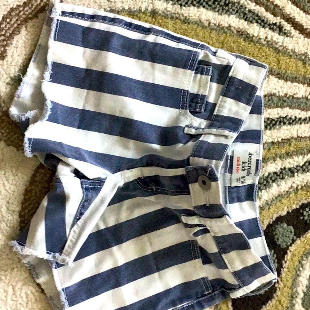 Girls short